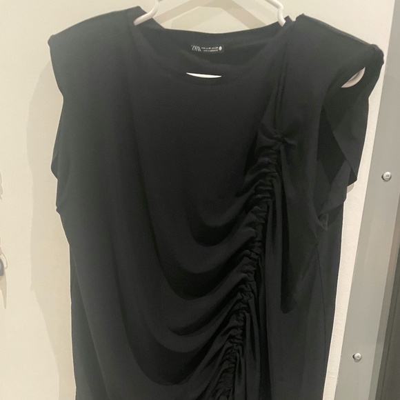 Zara Tops - Zara's black sleeveless top size M for women- new without tags